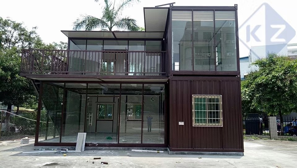 �����k����